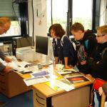 "Leibniz geht nach draußen" - 5a bei der Polizei 22.5.13