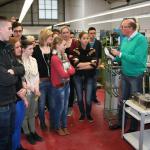 "Leibniz geht nach draußen" - 12. Klassen bei "Caprice"